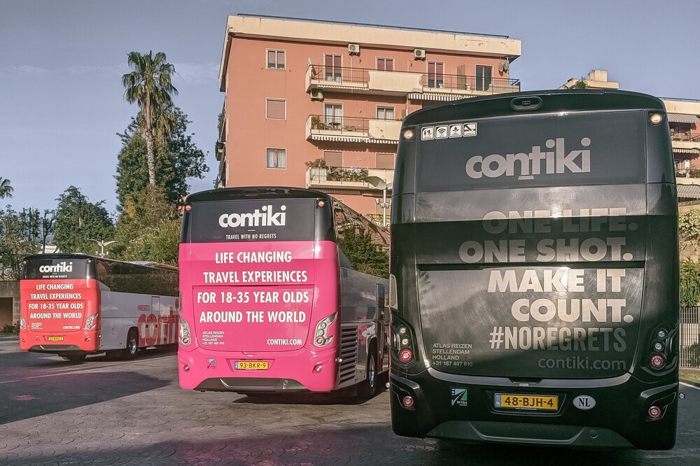 Rachel Off Duty: Contiki Tour Buses